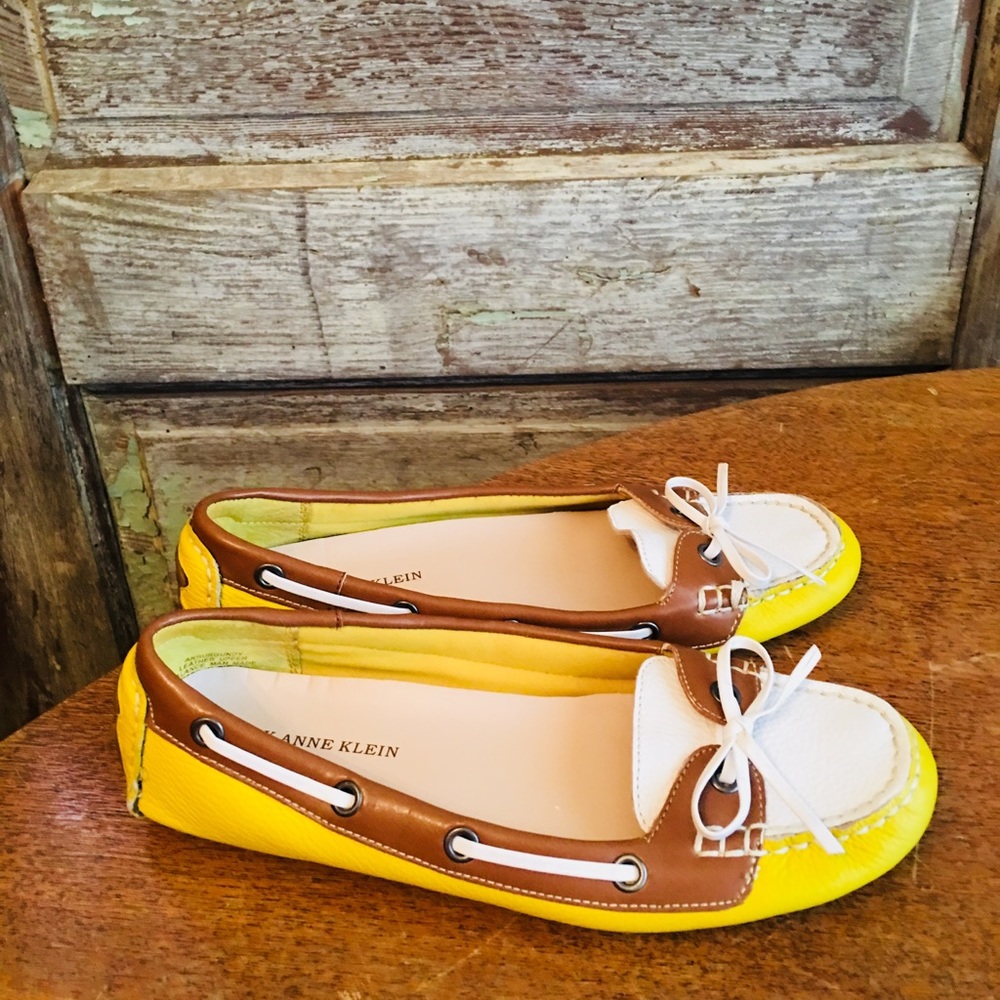 AK Anne Klein Leather Flats